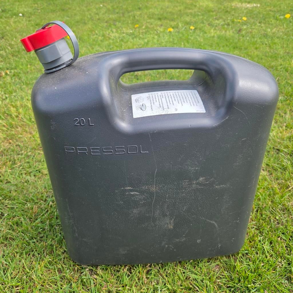 Jerrycan voor benzine 20 liter kunststof, Ophalen