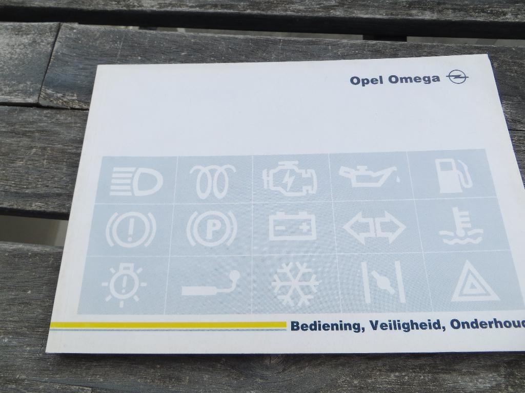 Instructieboek Opel Omega, Omega 3.0 MV6, Omega 2.5TD 1994, Ophalen of Verzenden