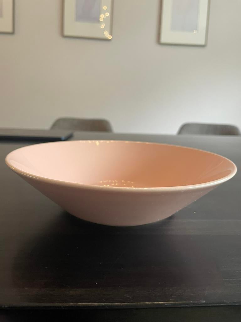 Iittala Teema diep bord poeder roze 21cm, Ophalen of Verzenden, Zo goed als nieuw, Rond