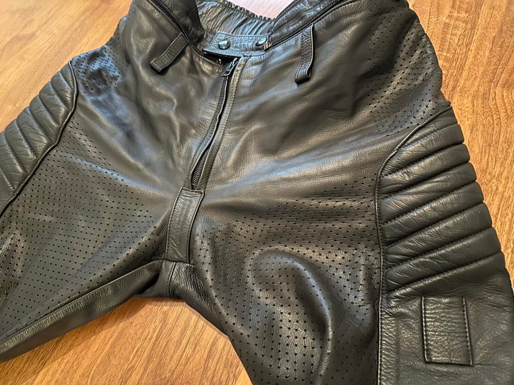 Damen leathers top skin politiebroek, Motoren, Kleding | Motorkleding, Ophalen of Verzenden, Tweedehands, Heren, Broek | leer