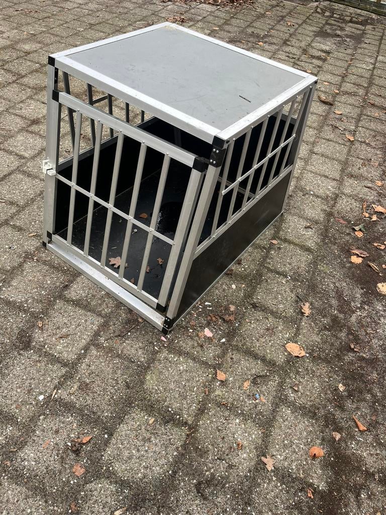 Hondenbenche, Dieren en Toebehoren, Hondenbenches, Ophalen of Verzenden, Gebruikt