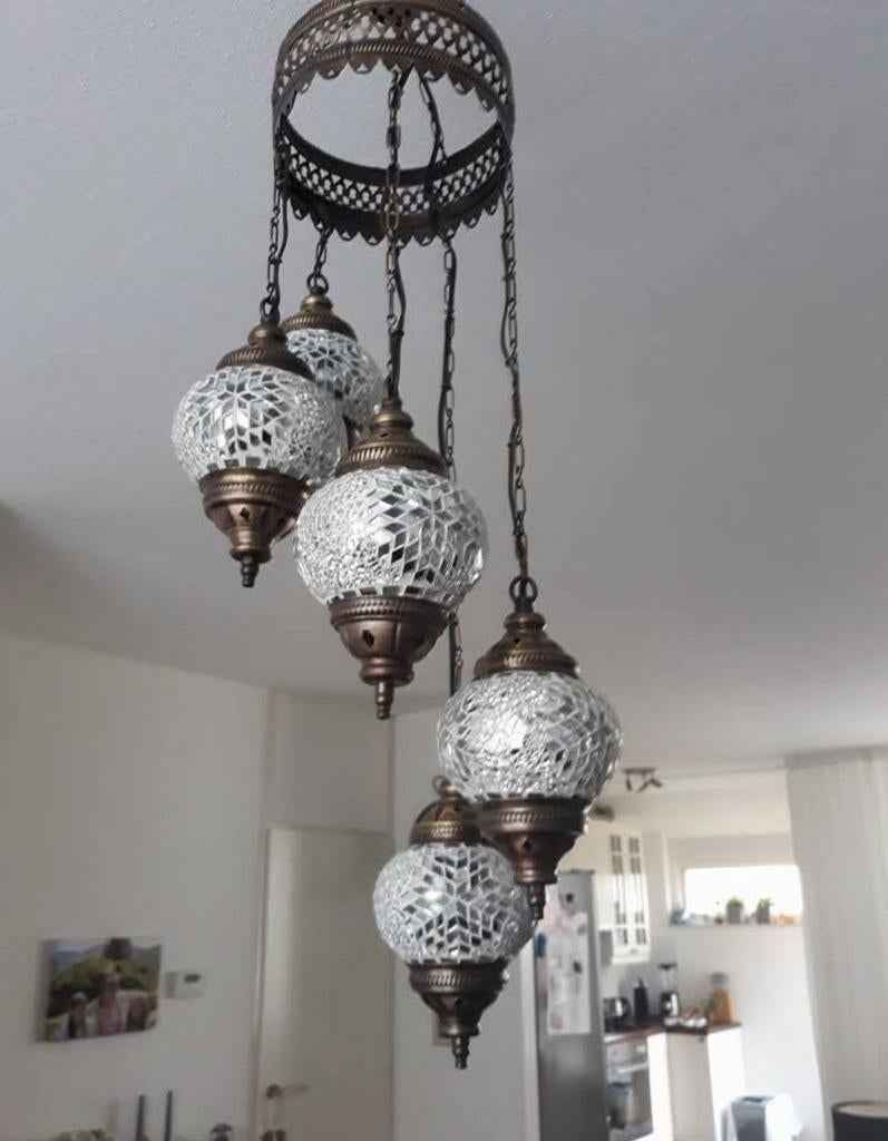 Turkse hanglamp met 5 glazen bollen, Huis en Inrichting, Lampen | Hanglampen, Ophalen