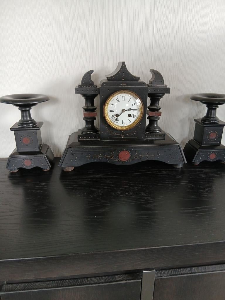 Antieke klok, Ophalen