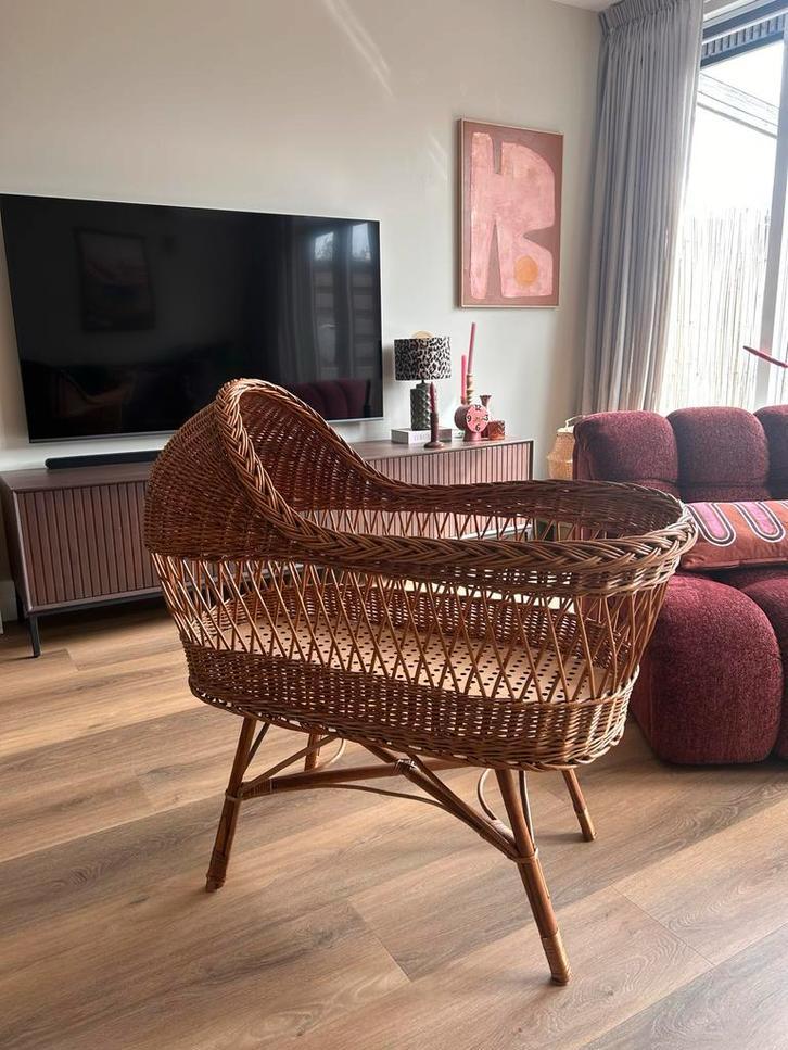 Rotan wiegje voor baby's, Kinderen en Baby's, Babywiegjes en Ledikanten, Ophalen of Verzenden, Gebruikt, Wieg