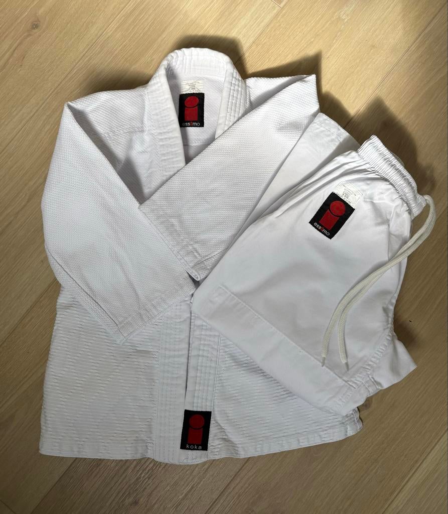 Judopak Essimo Koka maat 130 zgan, Maat XS of kleiner, Ophalen of Verzenden, Zo goed als nieuw, Judo