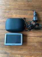 TomTom navigatiesysteem met hoes en autolader, Ophalen of Verzenden, Gebruikt