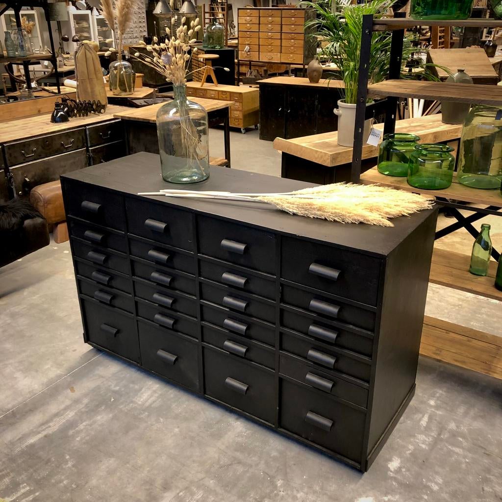 Oude ladekast, vintage dressoir, werkplaats kast, toonbank, Antiek en Kunst, Curiosa en Brocante, Ophalen