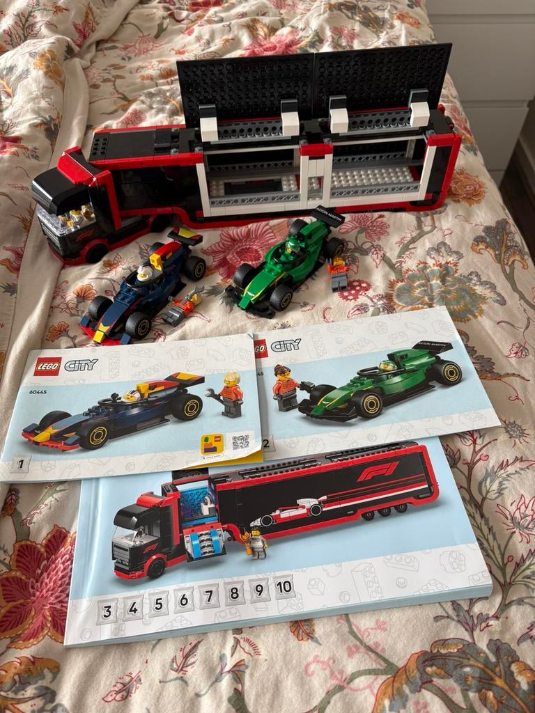 LEGO City F1 truck met RB20 en AMR24 F1 auto's 60445, Ophalen, Zo goed als nieuw