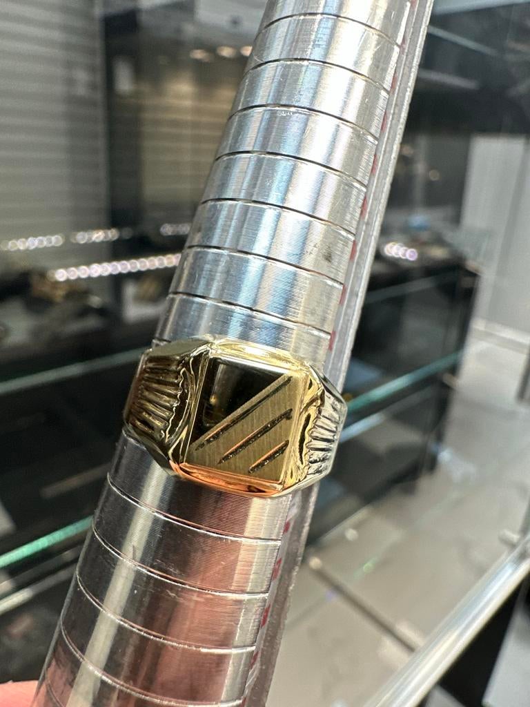 Prachtige 14k Gouden Zegelring, 18 tot 19, Nieuw, Ophalen of Verzenden, Dame of Heer