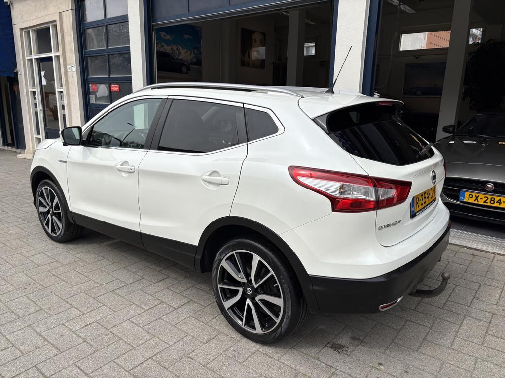 Nissan QASHQAI 1.2 Tekna FULL OPTIONS (bj 2015), Voorwielaandrijving, Euro 5, Gebruikt, Lichtsensor