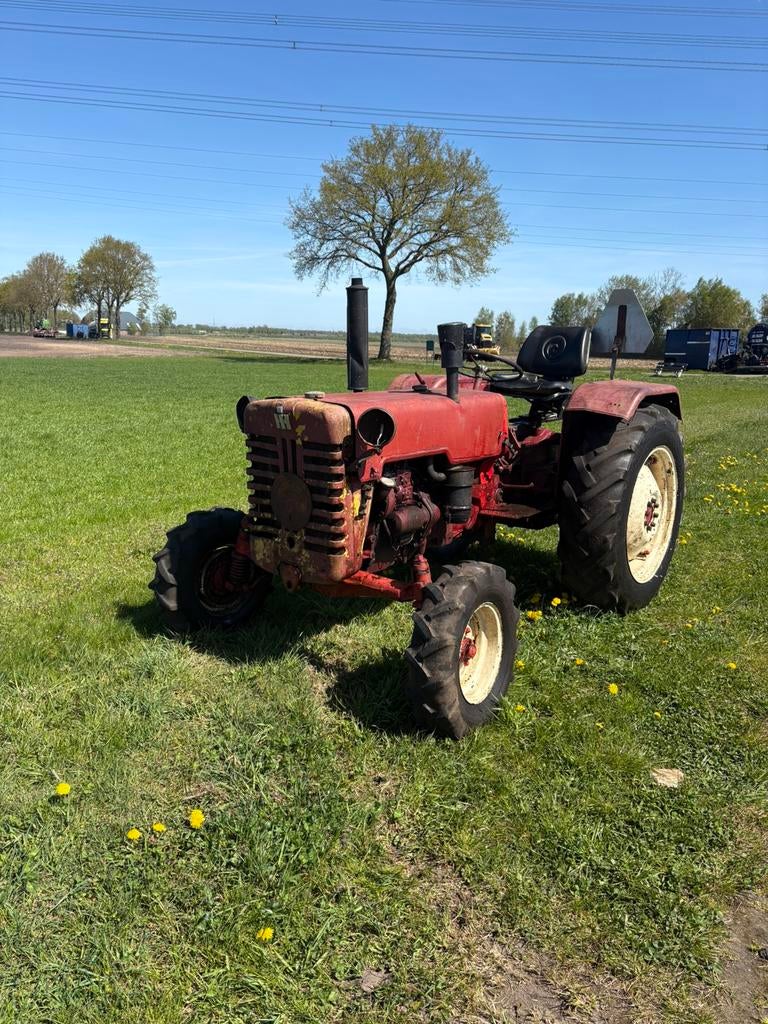 Te koop trekker cormick, Zakelijke goederen, Ophalen of Verzenden, Tot 80 Pk