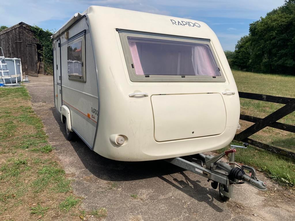 Leuke 2 persoons caravan Rapido 31T uit 1992, Caravans en Kamperen, Particulier, 500 - 750 kg, Rapido