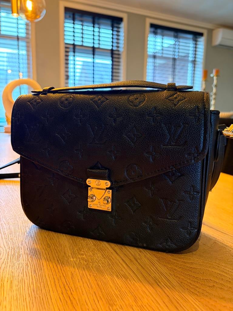 Pochette Metis - nieuwstaat zwart, Ophalen of Verzenden, Zo goed als nieuw, Zwart