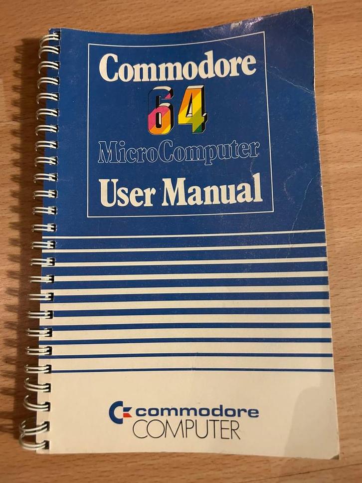 Commodore 64 MicroComputer User Manual (blauw/zwart/wit), Computers en Software, Vintage Computers, Ophalen of Verzenden