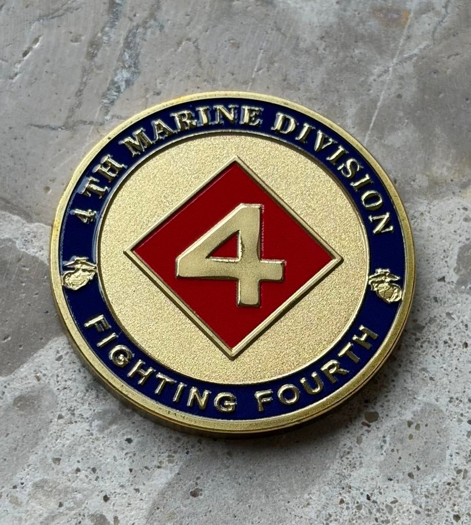 US Marine Corps 4th marine division coin, Verzamelen, Militaria | Algemeen, Ophalen of Verzenden, Marine, Amerika, Embleem of Badge