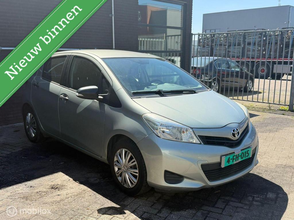 Toyota Yaris 1.0 VVT-i Comfort BJ 2011 * 153278 KM NAP, Auto diversen, Schadeauto's, Handgeschakeld, Toyota, Zilver of Grijs, 998 cc