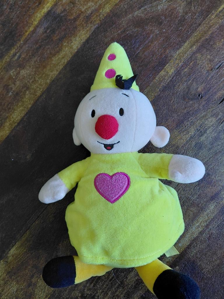 Leuk knuffeltje bumba met puntmuts en hartje, Overige typen, Ophalen of Verzenden, Zo goed als nieuw, Middelgroot (20 tot 80 cm)