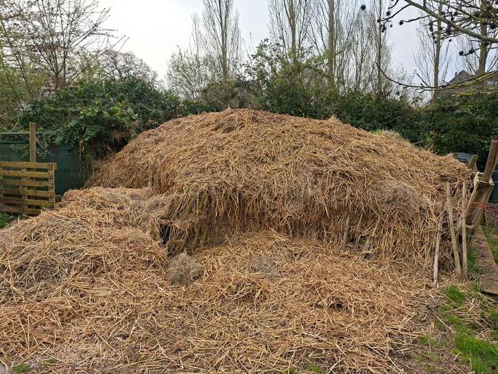 Gratis stro/mest, Tuin en Terras, Aarde en Mest, Ophalen