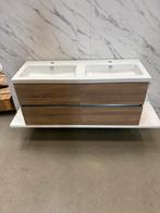 Grijze eiken wastafelmeubel 120cm met keramische wastafel