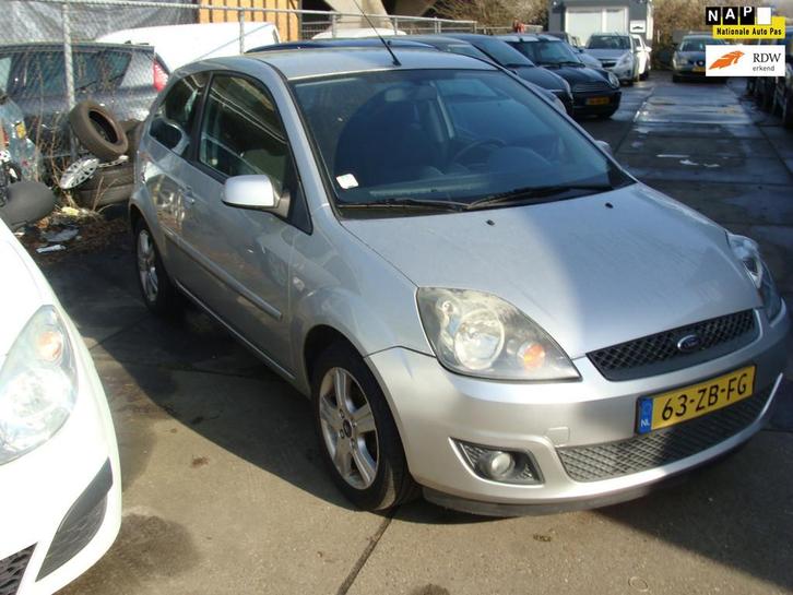 Ford Fiesta 1.3-8V Futura airco(unieke km)elek pak nap apk, Auto's, Ford, Bedrijf, Te koop, Fiësta, ABS, Airbags, Airconditioning