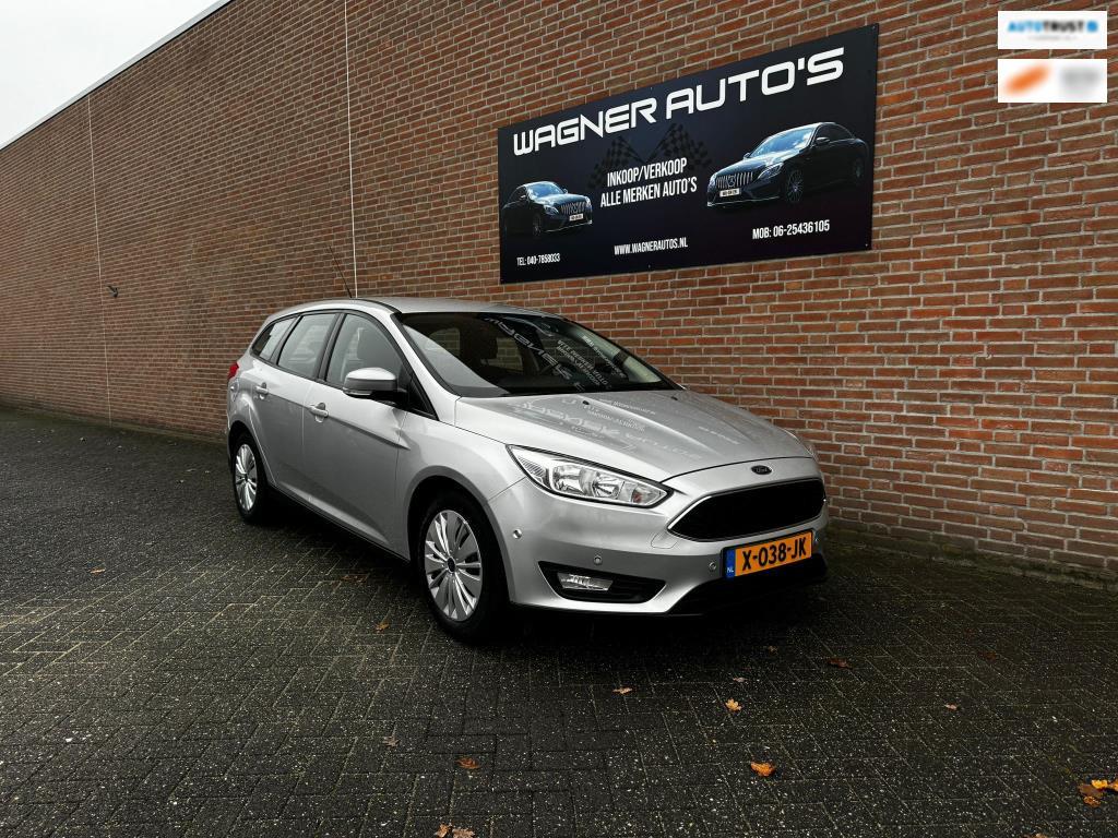 Ford Focus Wagon 1.0 Lease Edition Navi PDC Cruise-Control, Auto's, Gebruikt, Handgeschakeld, 1216 kg, 3 cilinders