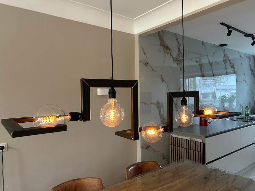 Mooi hanglamp, Huis en Inrichting, Lampen | Hanglampen, Ophalen of Verzenden, Zo goed als nieuw, Metaal, Modern