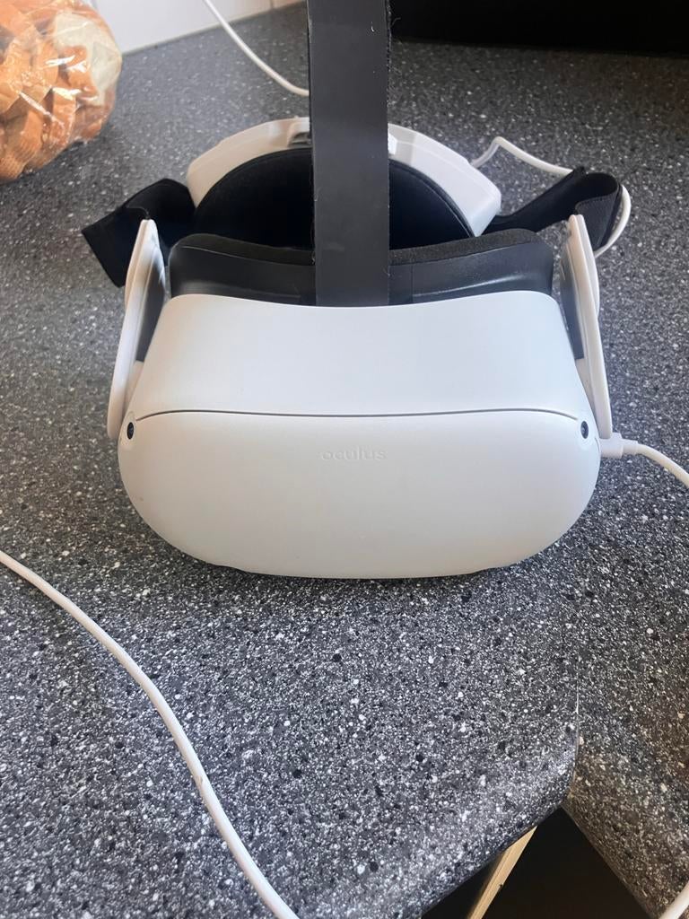 Meta Quest 2 VR-headset - Ervaar Virtual Reality!, Spelcomputers en Games, Virtual Reality, Ophalen of Verzenden, Gebruikt, VR-bril