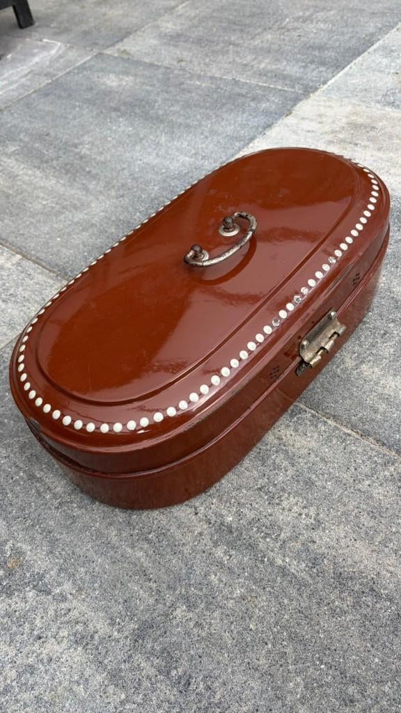 Emaillen broodkist/broodtrommel jaren 60, Broodtrommel, Ophalen of Verzenden, Gebruikt, Rood