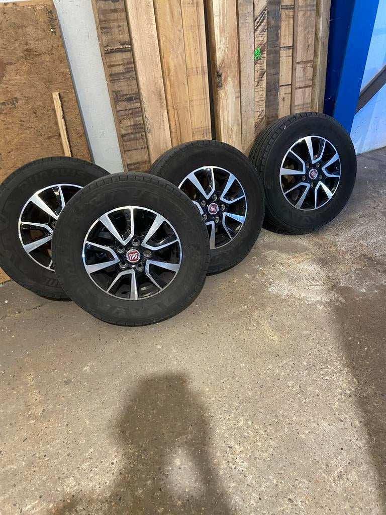 Fiat banden en velgen, Ophalen, 15 inch, Banden en Velgen, All Season