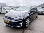 Volkswagen Golf 1.4 TSI GTE PANO!CLIMA! (bj 2015), Gebruikt, 4 cilinders, 150 pk, Zwart