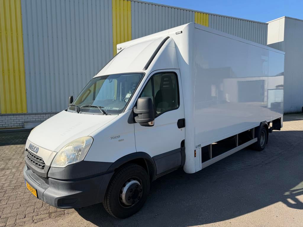 Iveco Daily 70C 170pk aut Bakwagen Laadklep, Auto's, Euro 5, Zwart, Iveco, Wit