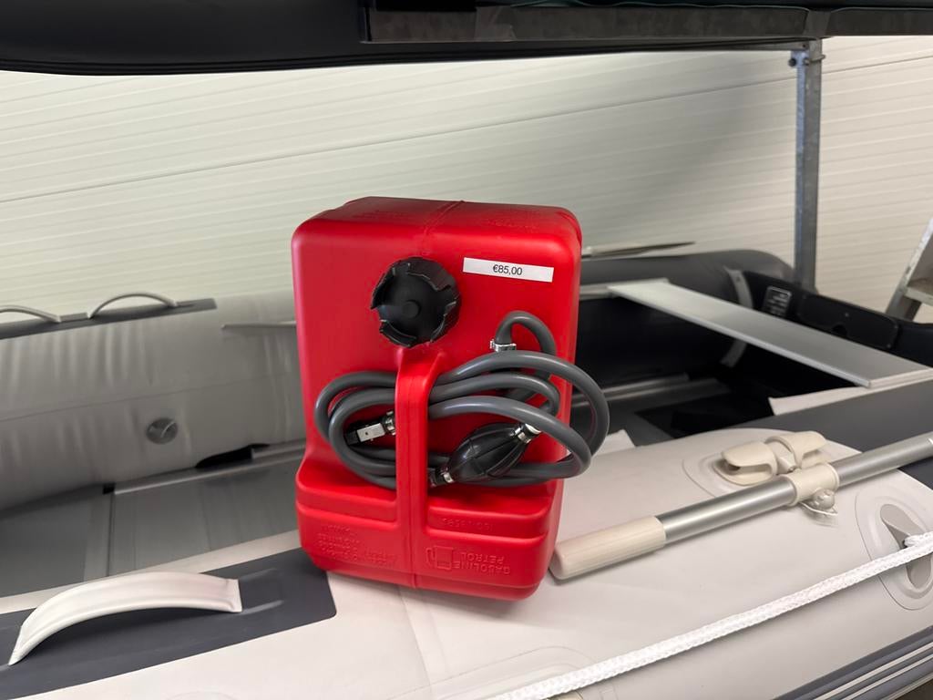 Nieuwe 12L benzinetank met slang en pompbal voor buitenboord, Watersport en Boten, Accessoires en Onderhoud, Nieuw, Ophalen of Verzenden