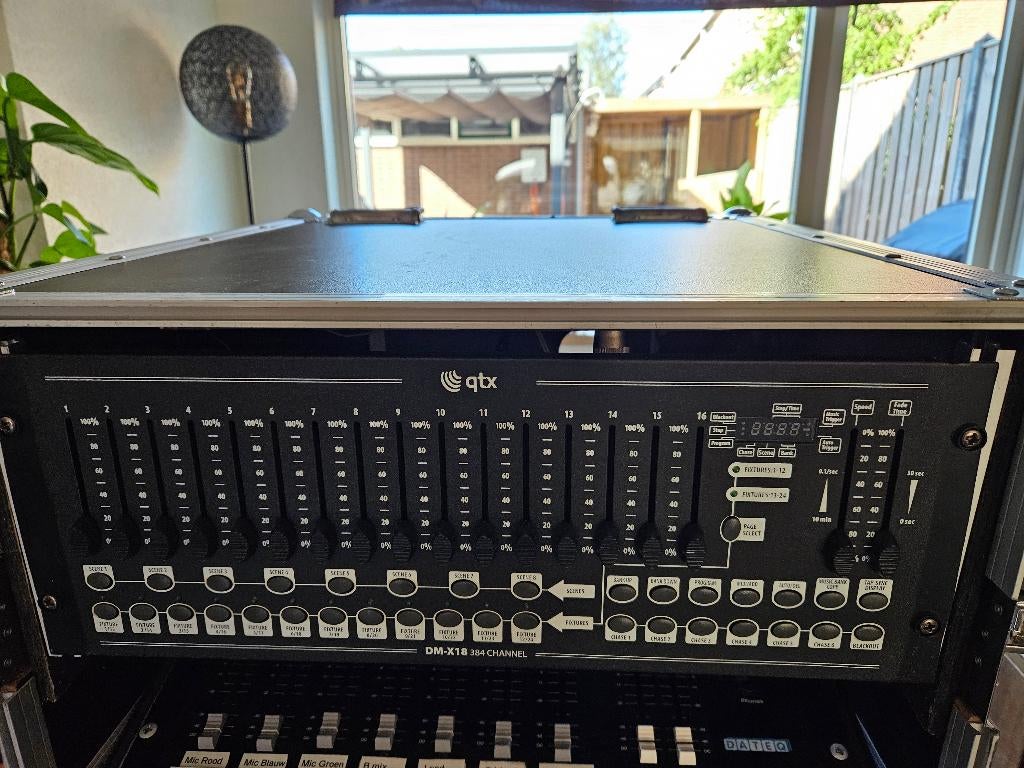 Qtx DM-X18  384 kanaals DMX controller, Muziek en Instrumenten, Licht en Laser, Ophalen, Zo goed als nieuw, Licht