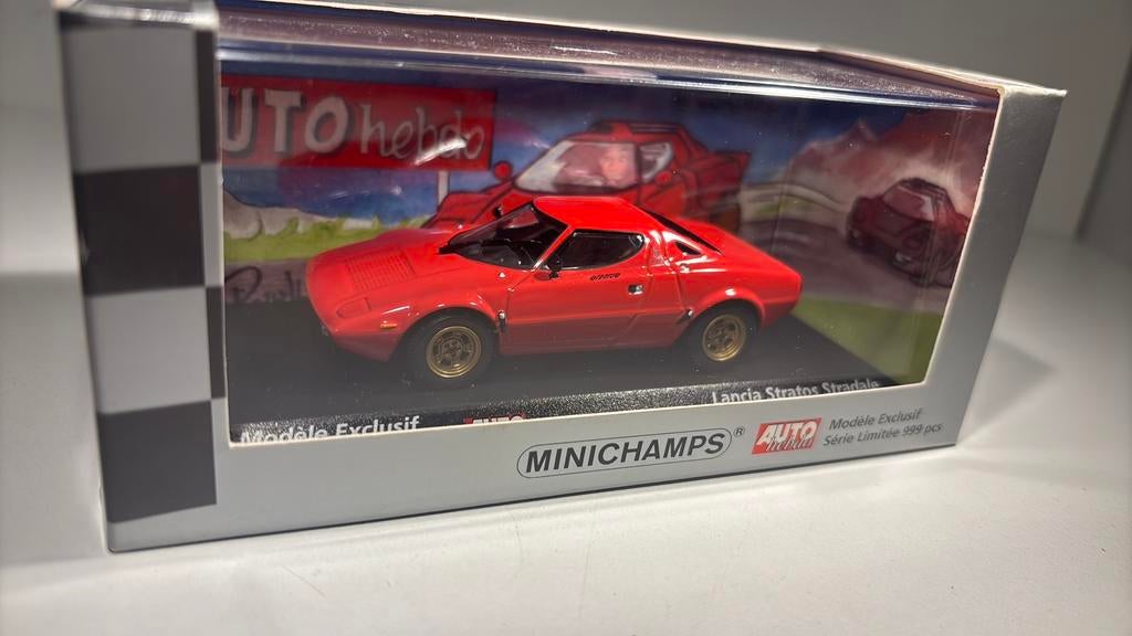 Lancia stratos stradale minichamps 1.43