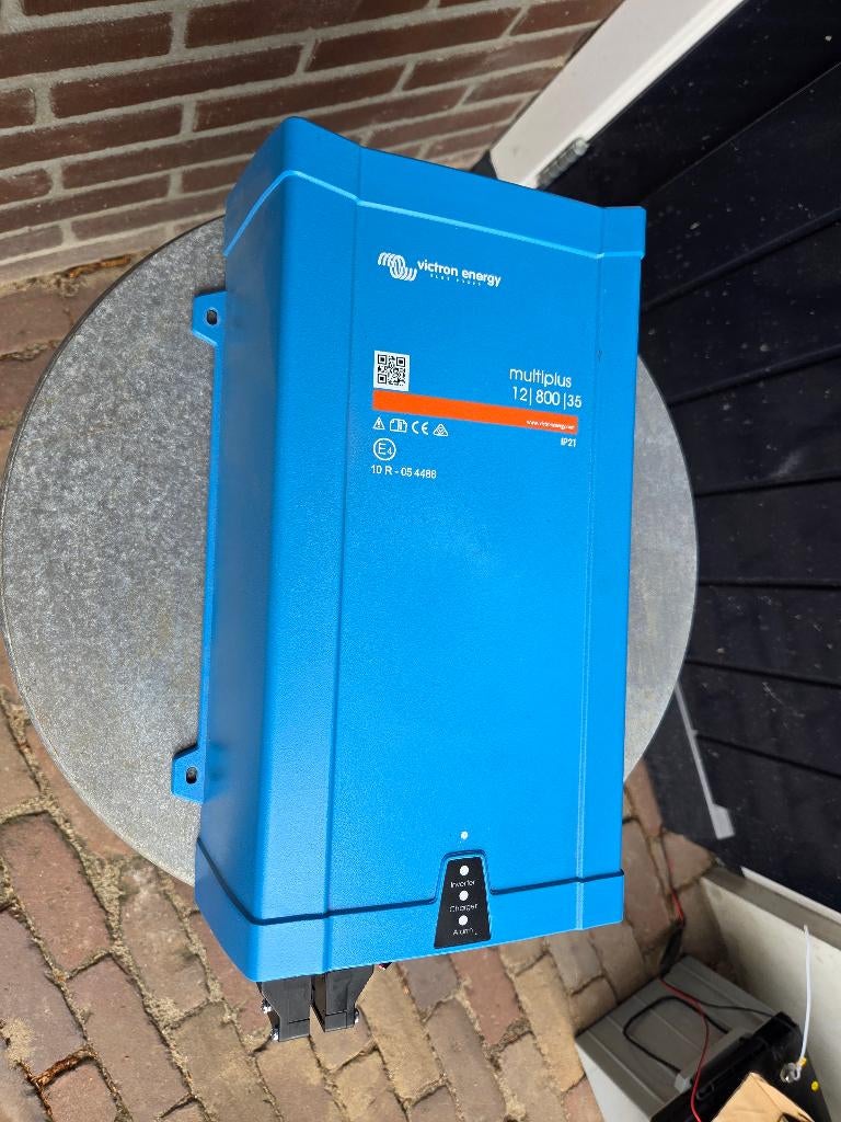 Victron Multiplus 12/800/35-16 Omvormer en acculader, Caravans en Kamperen, Camper-accessoires, Ophalen, Zo goed als nieuw