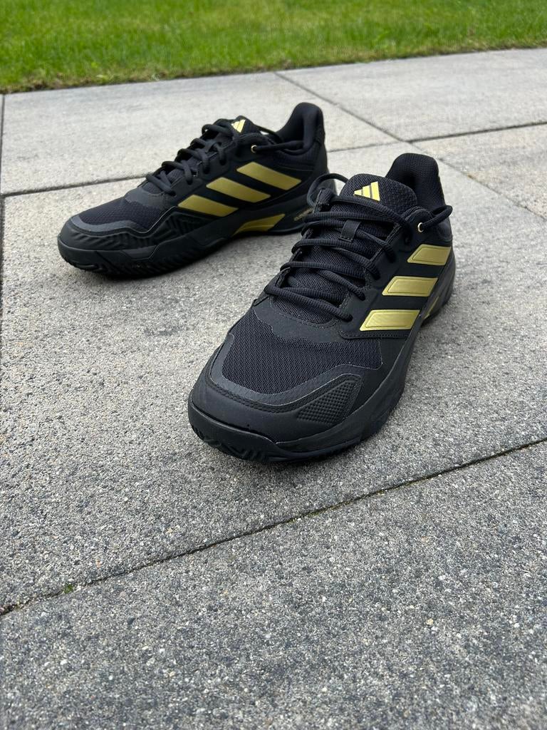 Adidas Courtjam Control 3 heren zwart/goud maat 46, Ophalen of Verzenden, Zo goed als nieuw, Padelschoenen