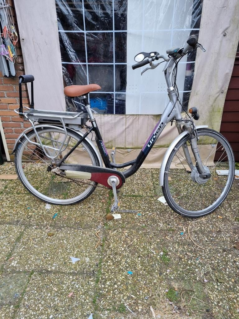 Union elektrische fiets, 8 versnellingen, Fietsen en Brommers, Ophalen of Verzenden