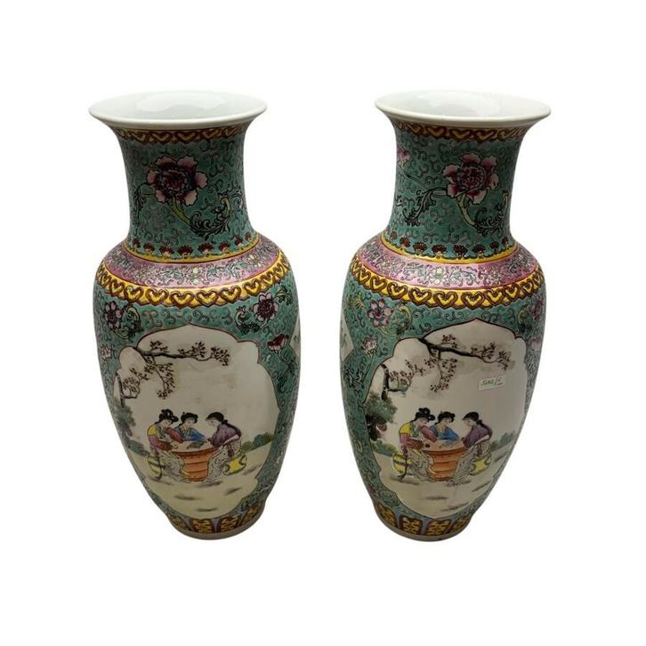 Paar Chinees famille rose vazen, 20e eeuw, Antiek en Kunst, Antiek | Vazen, Ophalen of Verzenden