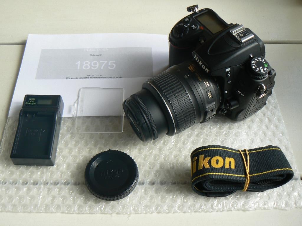 Nikon D7000 + D3300 + D40 + 18-300 + 70-300 + 50 1.4! +, Spiegelreflex, Nikon, Ophalen of Verzenden, Zo goed als nieuw