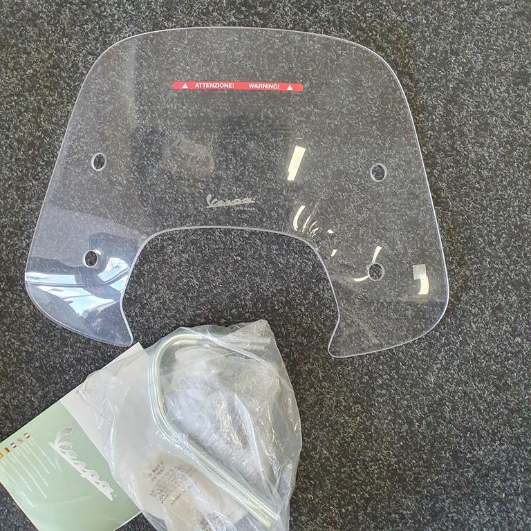 NIEUW Windscherm Vespa Sprint laag piaggio orig 1b001027, Ophalen of Verzenden, Nieuw, Overige typen, Vespa