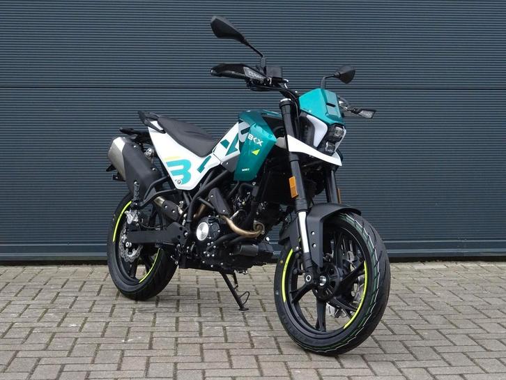 Benelli BKX 125 S 2026 NIEUW BKX125 A1 motor 11KW 120km/u, Motoren, Motoren | Benelli, Bedrijf, SuperMoto, 11 kW of minder, Minimaal motorrijbewijs A1