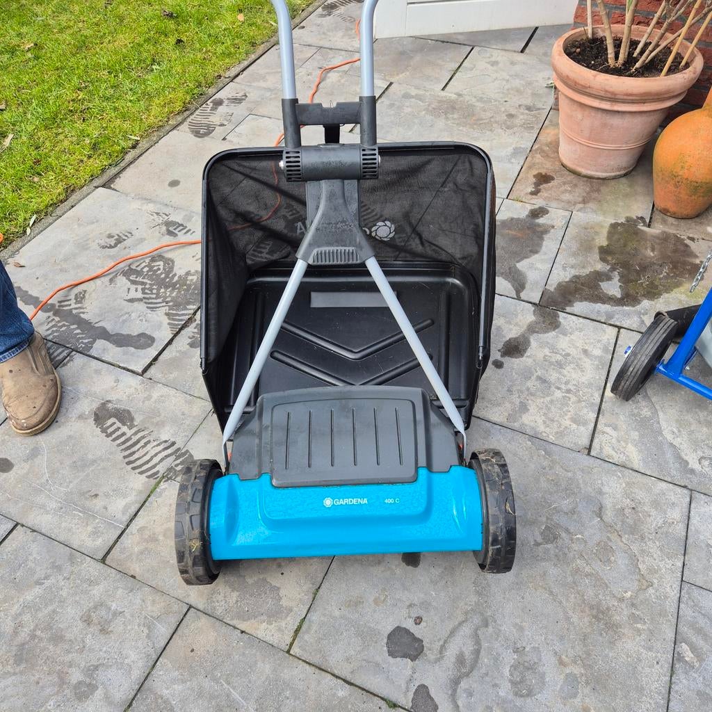 Grasmaaier Gardena 400C met nieuwe opvangbak, Ophalen of Verzenden, Zo goed als nieuw