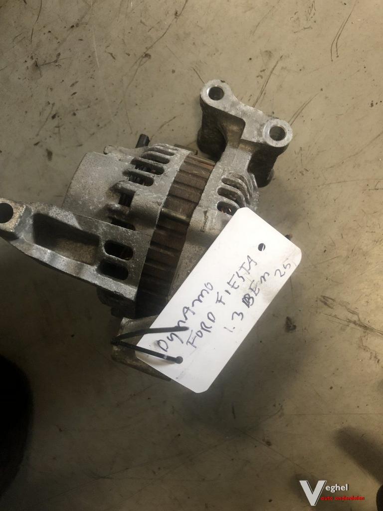 Ford Fiesta 1.3 benzine 1998  Dynamo, Auto-onderdelen, Gebruikt, -, -, Ophalen of Verzenden