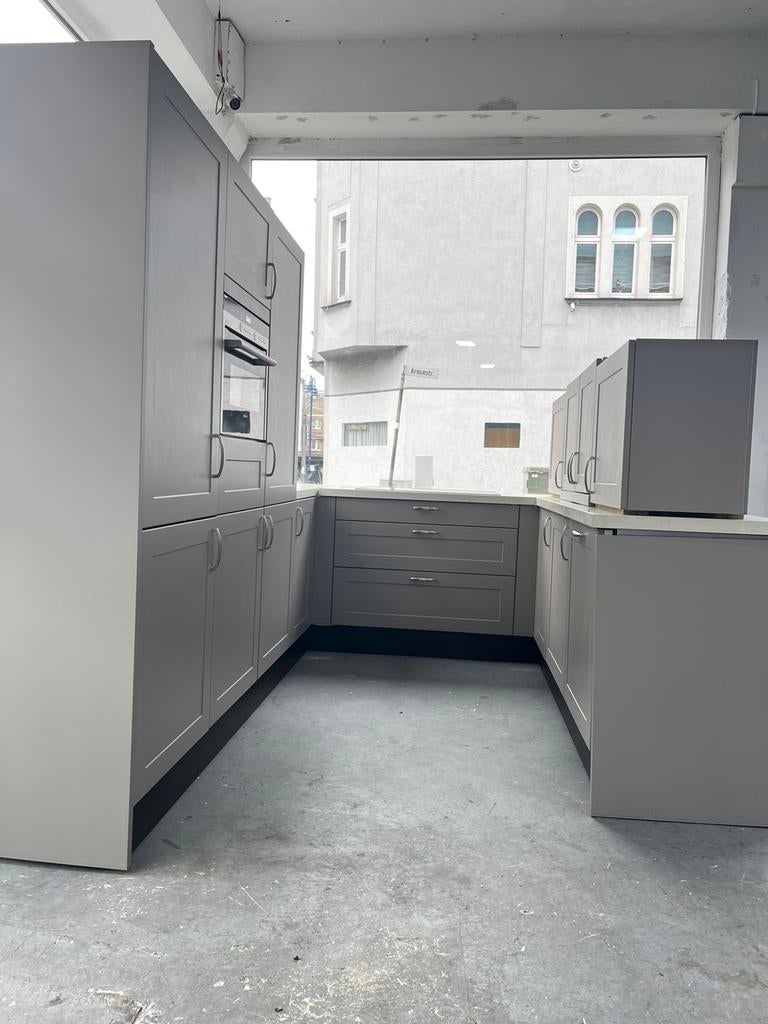 Wij kopen uw keuken over, inclusief gratis demontage., Huis en Inrichting, Keuken | Complete keukens, Ophalen
