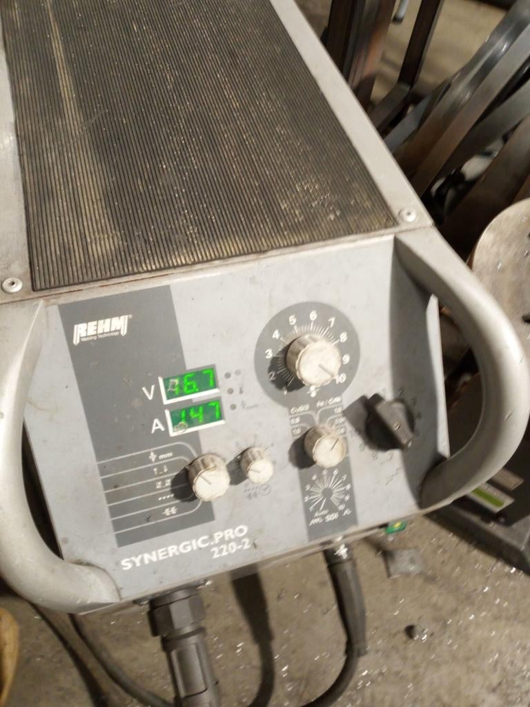 Rehm Synergic Pro 220-2 MIG/MAG 400V – proeflassen mogelijk, Doe-het-zelf en Verbouw, Ophalen, Gebruikt, 150 tot 250 ampère, Overige typen