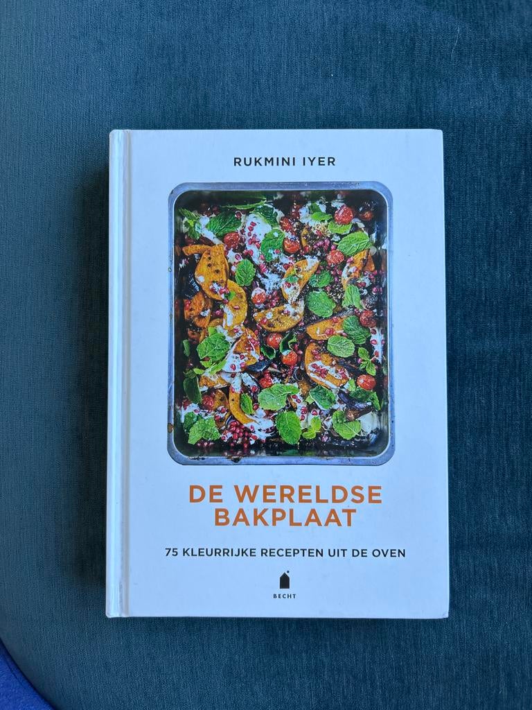De Wereldse Bakplaat - Rukmini Iyer (Z.G.A.N.), Boeken, Kookboeken, Ophalen of Verzenden, Zo goed als nieuw, Overige gebieden