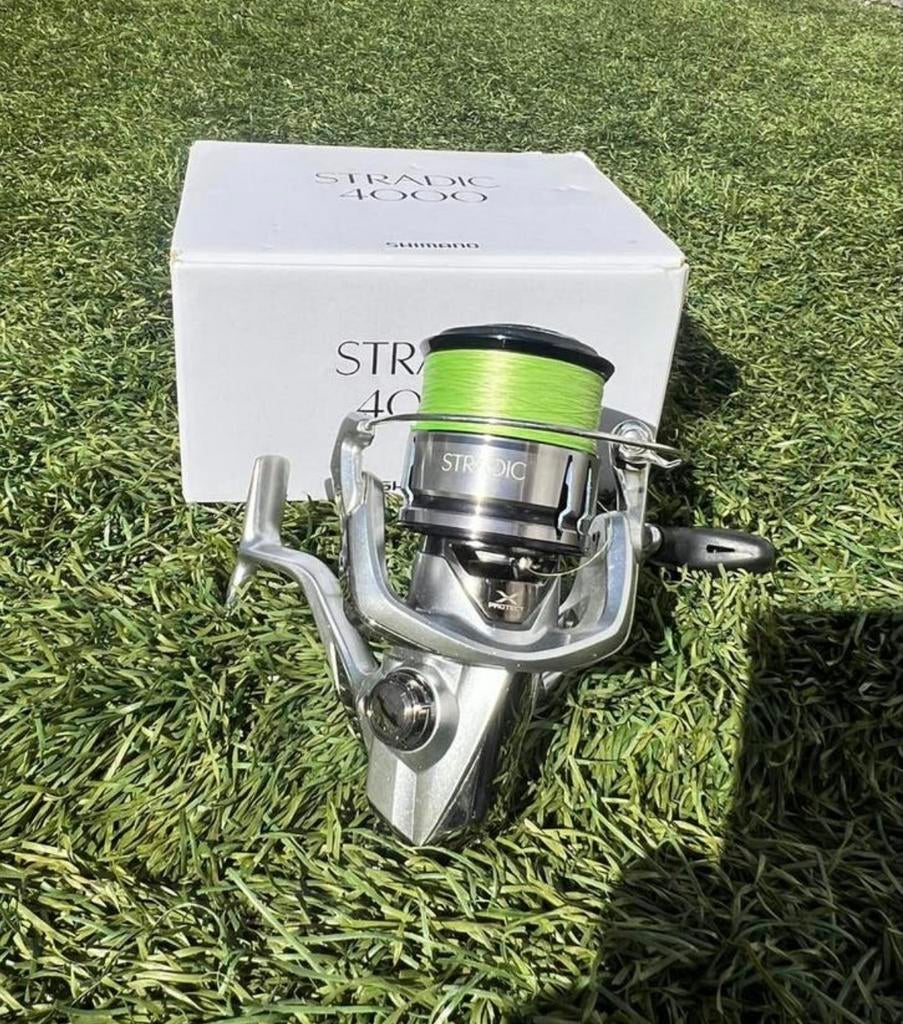 Shimano Stradic 4000 - Zo goed als nieuw, Ophalen of Verzenden, Zo goed als nieuw, Molen
