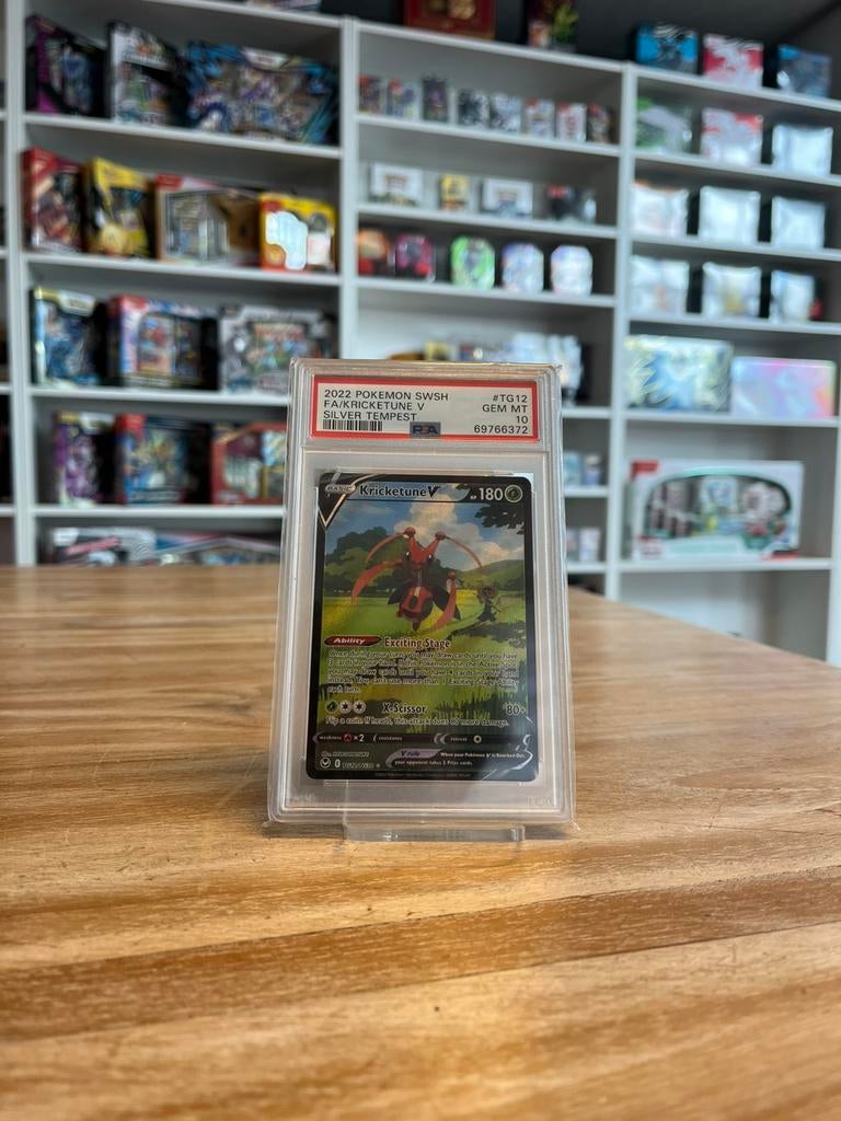 2022 Pokémon Kricketune V #TG12 PSA 10, Ophalen of Verzenden, Zo goed als nieuw