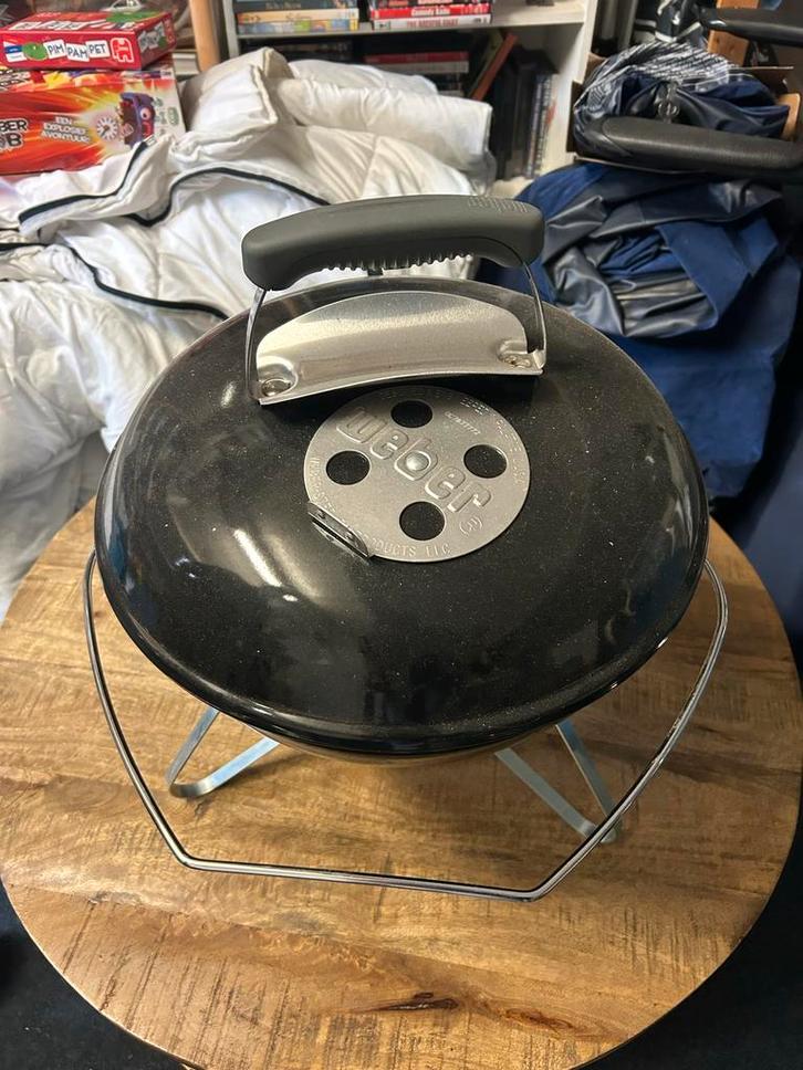 Weber tafel bbq, Tuin en Terras, Houtskoolbarbecues, Zo goed als nieuw, Ophalen