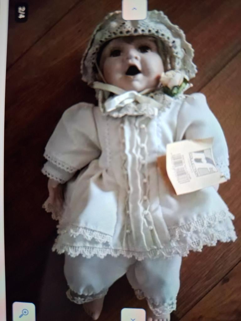 Pop met porseleinen hoofd, Verzamelen, Poppen, Ophalen of Verzenden, Zo goed als nieuw, Pop